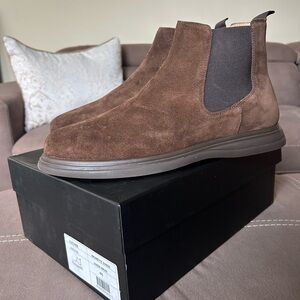 Brand New - La Canadienne Men’s LUTHER Suede Boots. Size Euro 45/11.5 US.